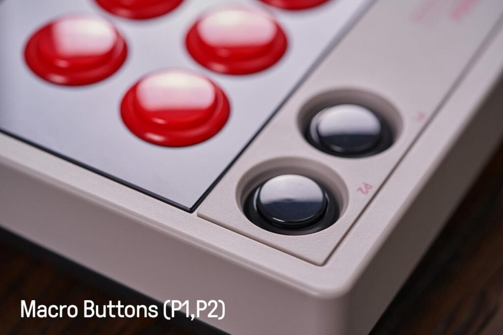 Botones macro P1 y P2 en mando arcade retro, accesos rápidos para videojuegos clásicos y emuladores