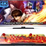 Consola arcade Pandora’s Box para TV con pantalla 4K Ultra HD, panel arcade doble joystick y botones rojos, imagen promocional con texto Pandoras Box en Arcadeencasa.es