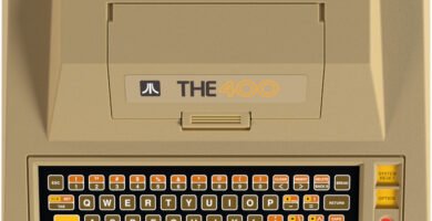 THE400 Mini — recreación Atari 8-bit oficial