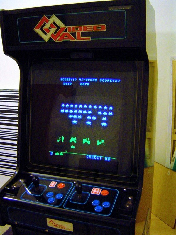 Mueble arcade clásico de Space Invaders